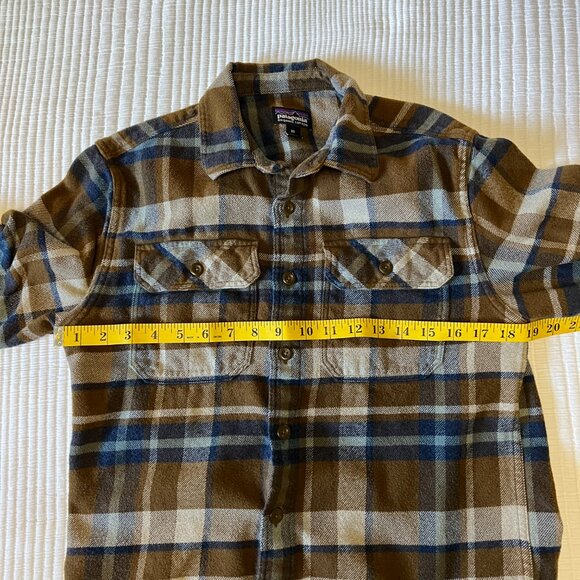 Patagonia Men's Fjord Flannel Shirt - Picture 3 of 10